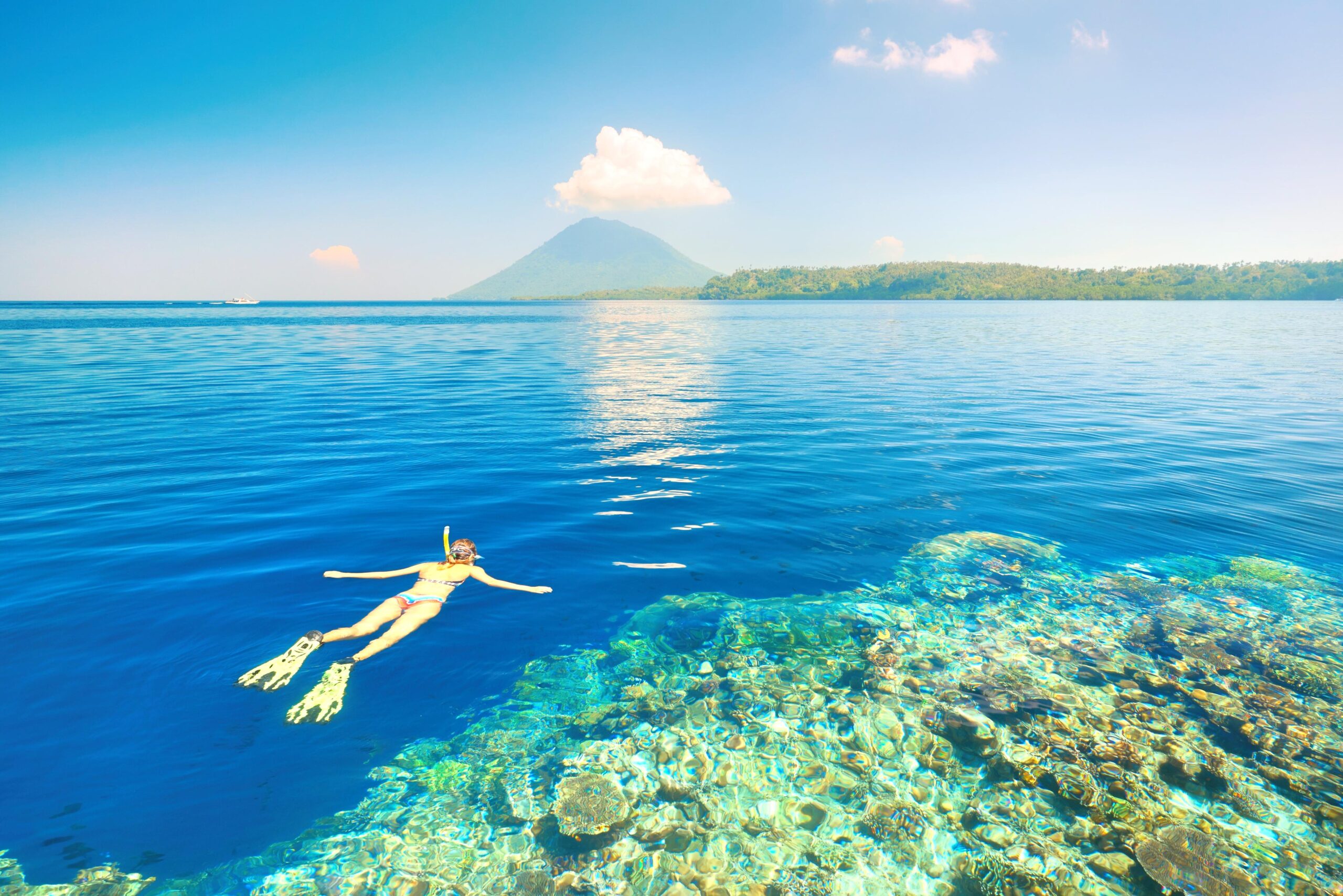 Paket Trip Wisata Manado Plus Guide  Handal